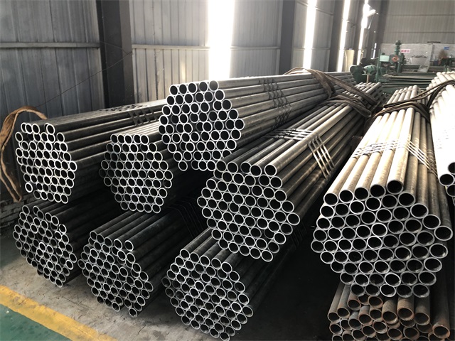 昆明小口径厚壁无缝钢管