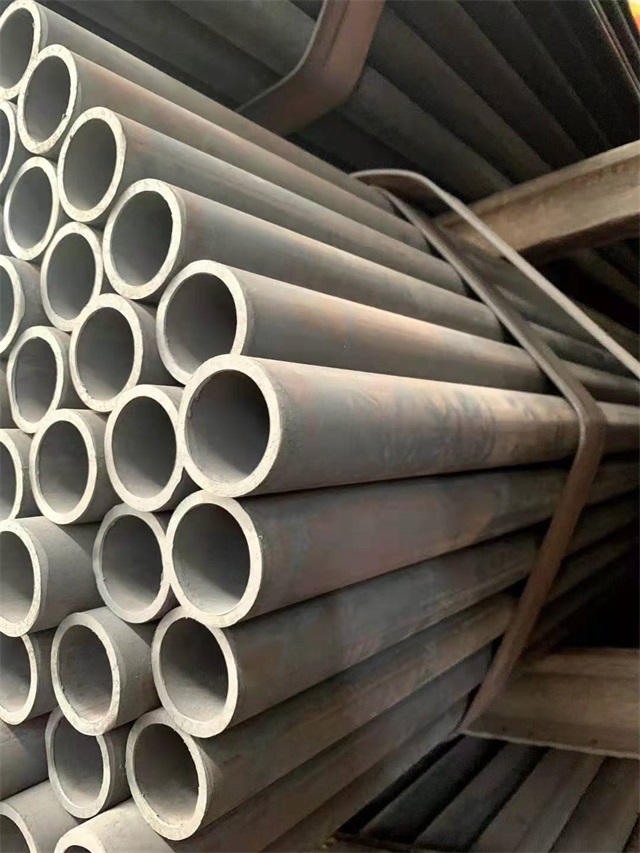 昆明15CrMo结构钢管