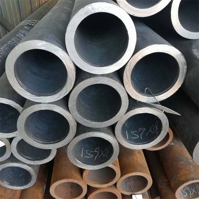 昆明10#结构无缝钢管